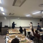 令和7年度　建築設計製図Ⅲ第2課題講評会（講師：三分一博志先生）